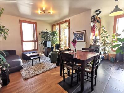 Louer Appartement 60 m2 Paris-18eme-arrondissement