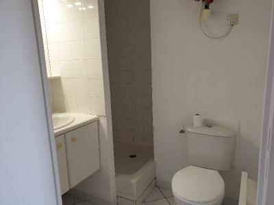 For rent Talence 1 room 21 m2 Gironde (33400) photo 3