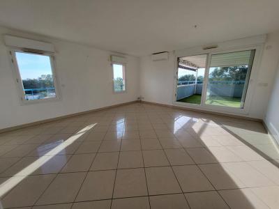 For sale Frejus 4 rooms 87 m2 Var (83600) photo 3