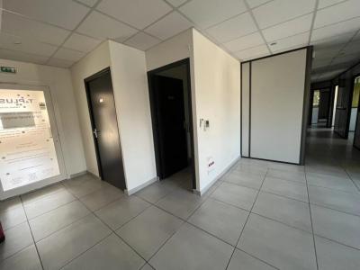 Acheter Bureau Bocca 319780 euros