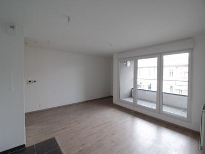 For rent Nantes 3 rooms 63 m2 Loire atlantique (44300) photo 0
