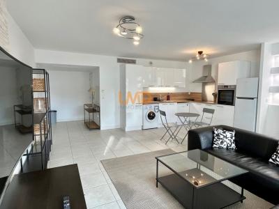 Louer Appartement 65 m2 Marseille-8eme-arrondissement