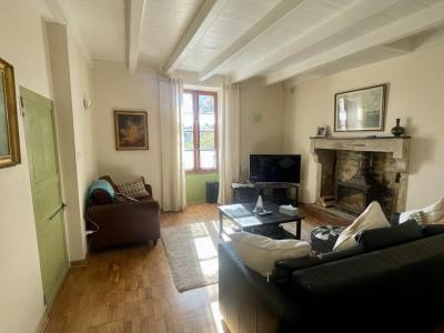 For sale Saint-georges-de-longuepierre 4 rooms 175 m2 Charente maritime (17470) photo 1