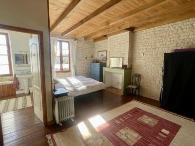 For sale Saint-georges-de-longuepierre 4 rooms 175 m2 Charente maritime (17470) photo 3