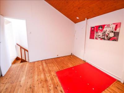 Louer Maison Saint-martin-des-noyers 750 euros