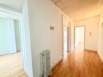 For sale Lille 4 rooms 73 m2 Nord (59000) photo 0