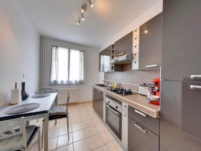 Louer Appartement Villeurbanne 774 euros