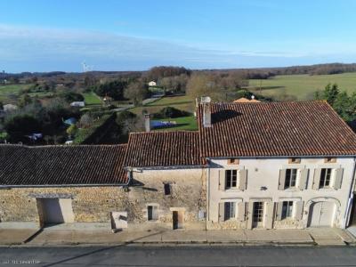 For sale Beaulieu-sur-sonnette CHAMPAGNE-MOUTON 7 rooms 210 m2 Charente (16450) photo 0