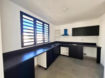 Annonce Location 4 pices Maison Saint-pierre 974