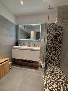 For sale Cagnes-sur-mer 3 rooms 70 m2 Alpes Maritimes (06800) photo 4