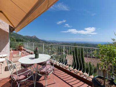 For sale Tourrettes-sur-loup 7 rooms 309 m2 Alpes Maritimes (06140) photo 2