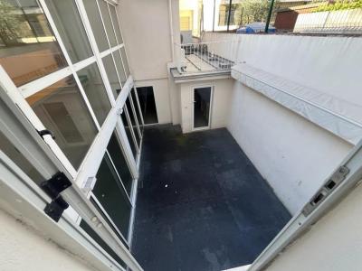 Louer Bureau Antibes 30240 euros