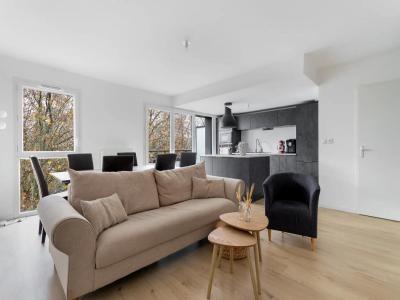 For sale Lille 4 rooms 93 m2 Nord (59800) photo 3