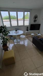 For rent Merignac 1 room 9 m2 Gironde (33700) photo 0