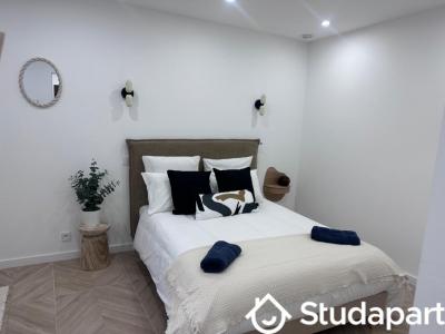 Louer Appartement Marseille-8eme-arrondissement Bouches du Rhone