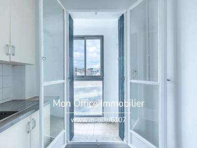 For sale Marseille-3eme-arrondissement 2 rooms 41 m2 Bouches du Rhone (13003) photo 0