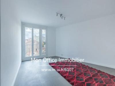 For sale Marseille-3eme-arrondissement 2 rooms 41 m2 Bouches du Rhone (13003) photo 2