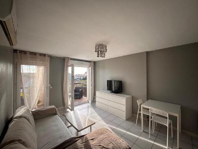 For sale centre ville, port, lac 2 rooms 36 m2 Herault (34140) photo 2