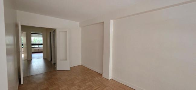 For sale 16E SUD 2 rooms 67 m2 Paris (75016) photo 2