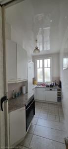 For sale 2 rooms 71 m2 Paris (75016) photo 4