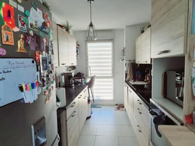 For sale 4 rooms 78 m2 Herault (34080) photo 2