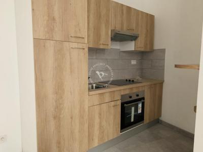 For sale Nantes 2 rooms 33 m2 Loire atlantique (44000) photo 1