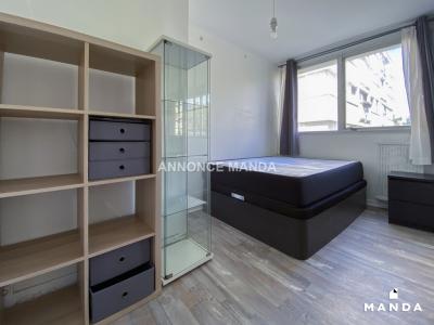 Louer Appartement 32 m2 Nanterre