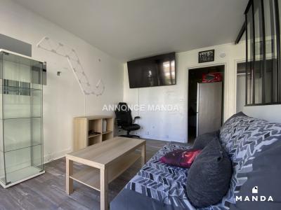 Louer Appartement Nanterre 929 euros