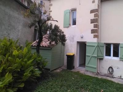 Louer Maison 78 m2 Hure