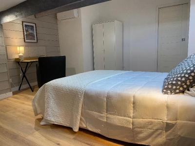 For rent Bordeaux 1 room 14 m2 Gironde (33000) photo 3