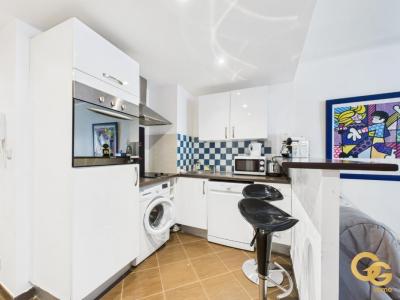 For sale Cannes 1 room 29 m2 Alpes Maritimes (06400) photo 2