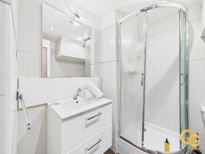 For sale Cannes 1 room 29 m2 Alpes Maritimes (06400) photo 4