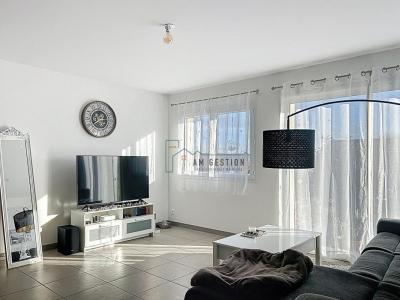 Louer Maison 97 m2 Saint-laurent-sur-gorre