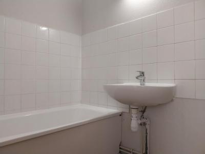 Louer Appartement 80 m2 Villeneuve-sur-yonne