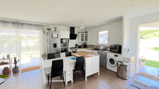 Louer Maison 79 m2 Saint-andre-de-cubzac