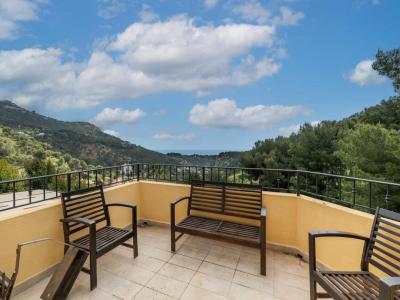 For sale Eze 3 rooms 100 m2 Alpes Maritimes (06360) photo 0