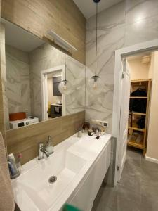 Louer Appartement Lyon-7eme-arrondissement 541 euros