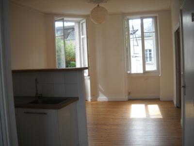For rent Nantes 1 room 32 m2 Loire atlantique (44000) photo 0