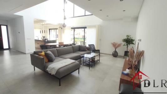 For sale Izernore 5 rooms 178 m2 Ain (01580) photo 0