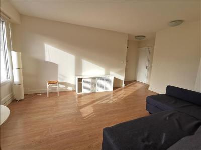 Louer Appartement 42 m2 Paris-15eme-arrondissement