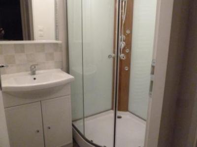 For rent Cavignac 3 rooms 48 m2 Gironde (33620) photo 3