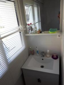 For rent Pessac 1 room 18 m2 Gironde (33600) photo 2