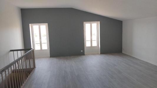 For rent Pugnac 3 rooms 75 m2 Gironde (33710) photo 0