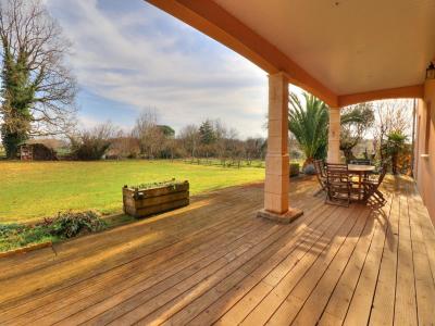 For sale Faye-sur-ardin 5 rooms 134 m2 Deux sevres (79160) photo 1