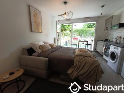 Louer Appartement Courdimanche 850 euros