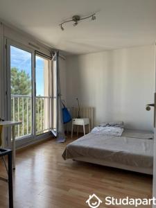 For rent Pontoise 1 room 12 m2 Val d'Oise (95000) photo 4