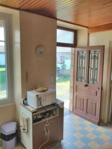 For sale Montchevrier 3 rooms 84 m2 Indre (36140) photo 1