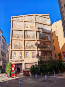 For sale Toulon 3 rooms 96 m2 Var (83000) photo 0