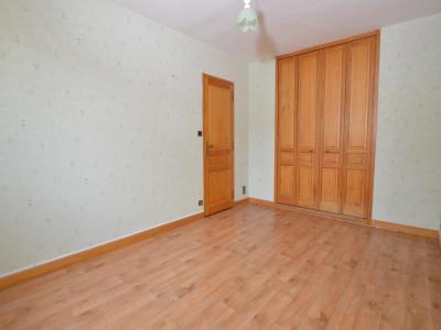 Acheter Appartement Chambon-feugerolles 53000 euros