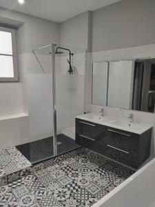 For sale Pau 3 rooms 99 m2 Pyrenees atlantiques (64000) photo 4